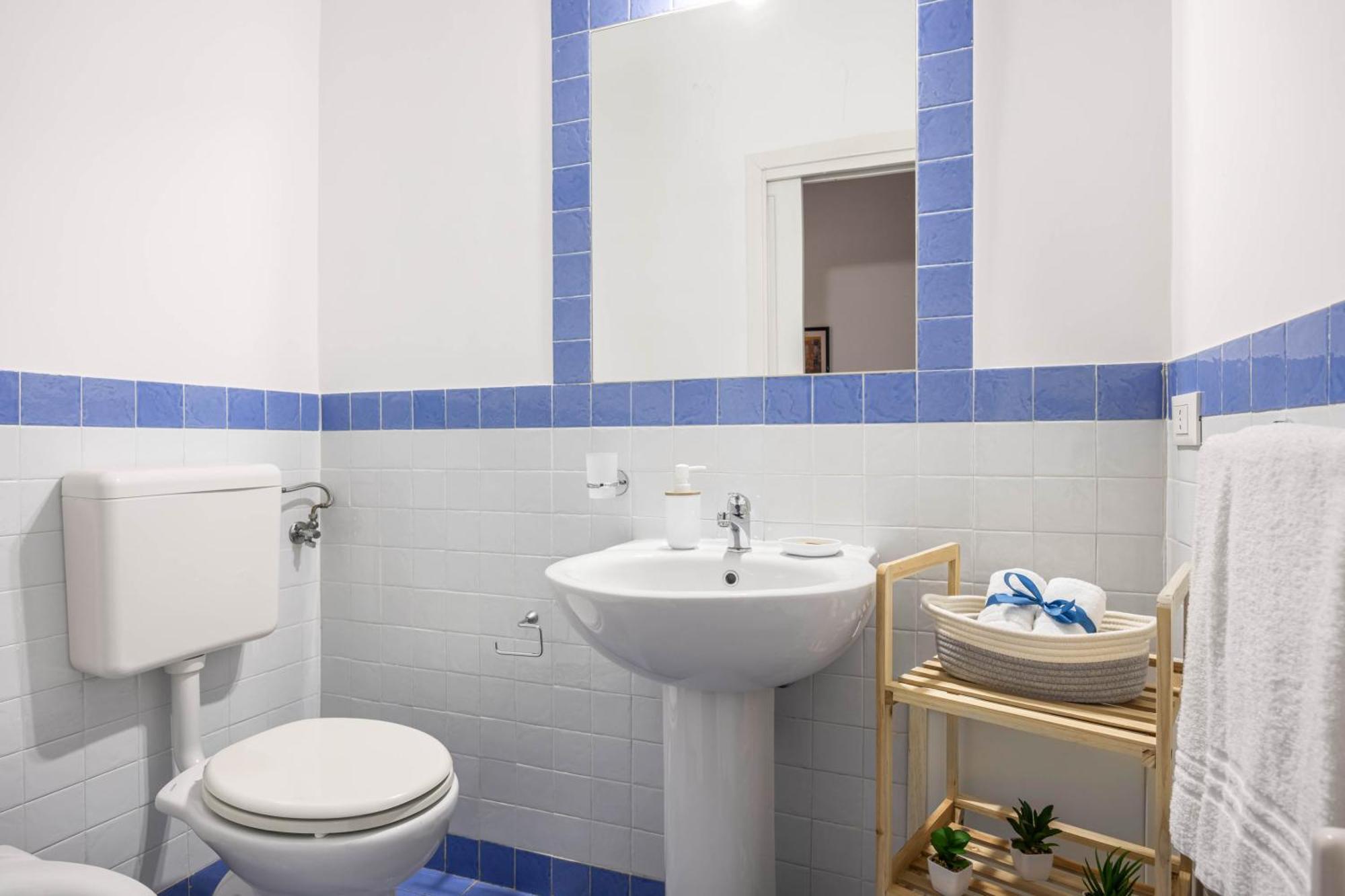 Sedie Volanti Apartment With Jacuzzi Palermo Buitenkant foto
